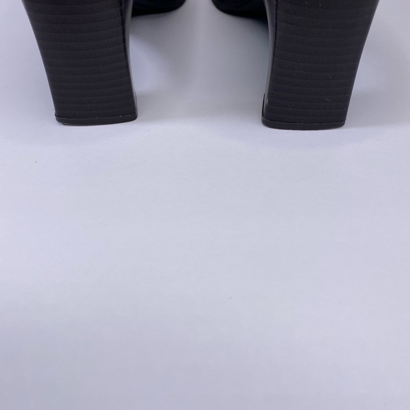 White Mt women’s shoes - Picture 3 of 4